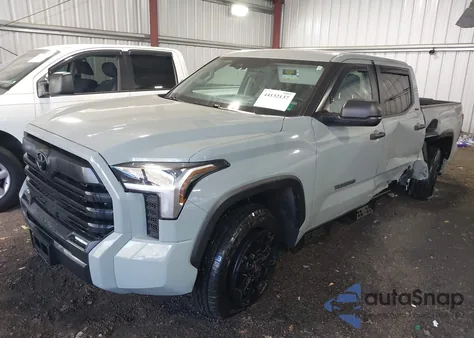 2024 Toyota Tundra Sr5 из США, поврежденный, VIN 5TFLA5DB8RX210238